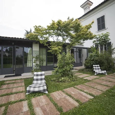 Franca In Franciacorta Passirano