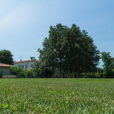 Franca In Franciacorta Bed and Breakfast Passirano